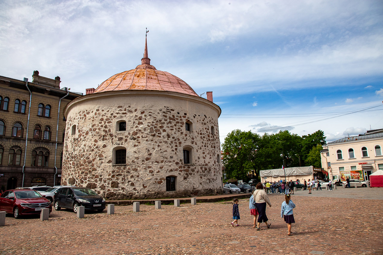 Выборг (Vyborg )